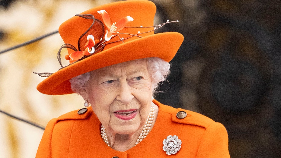 Queen Elizabeth advised to cut back on cocktails to stay healthy, source claims: ‘It seems a trifle unfair’