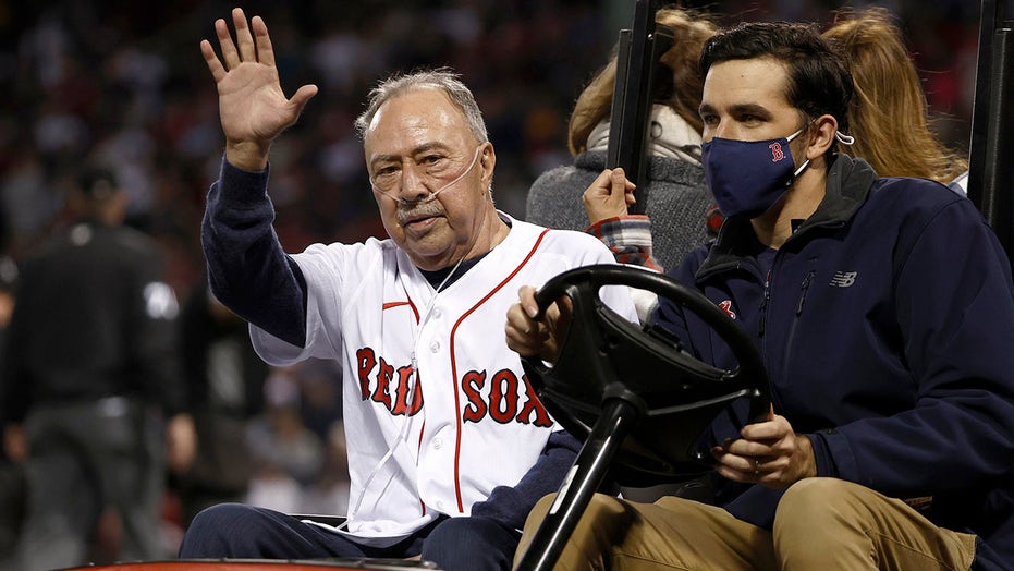 Jerry Remy, legendary Red Sox broadcaster, dead at 68 after cancer battle: reports