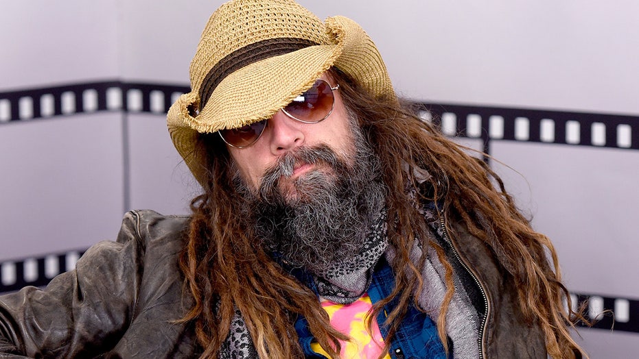 ‘Munsters’ reboot director Rob Zombie reveals first look at stars