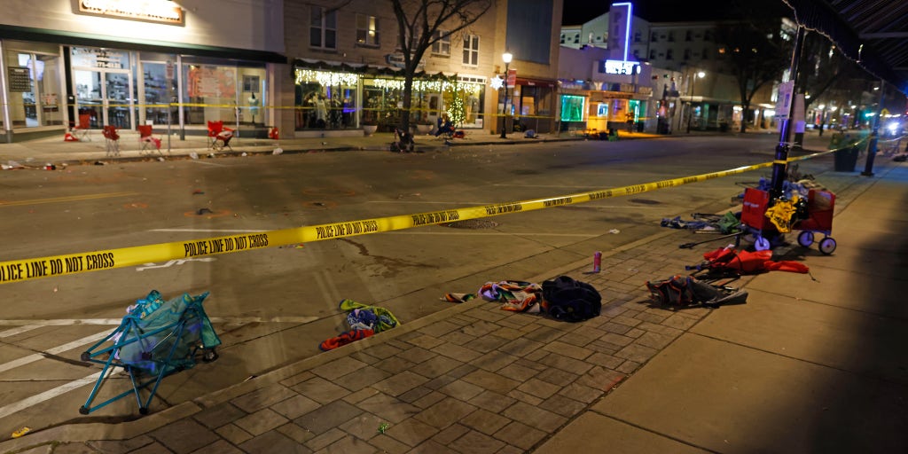 Waukesha file reveals state trooper's harrowing rescue attempts after Christmas parade attack - Vimarsana News