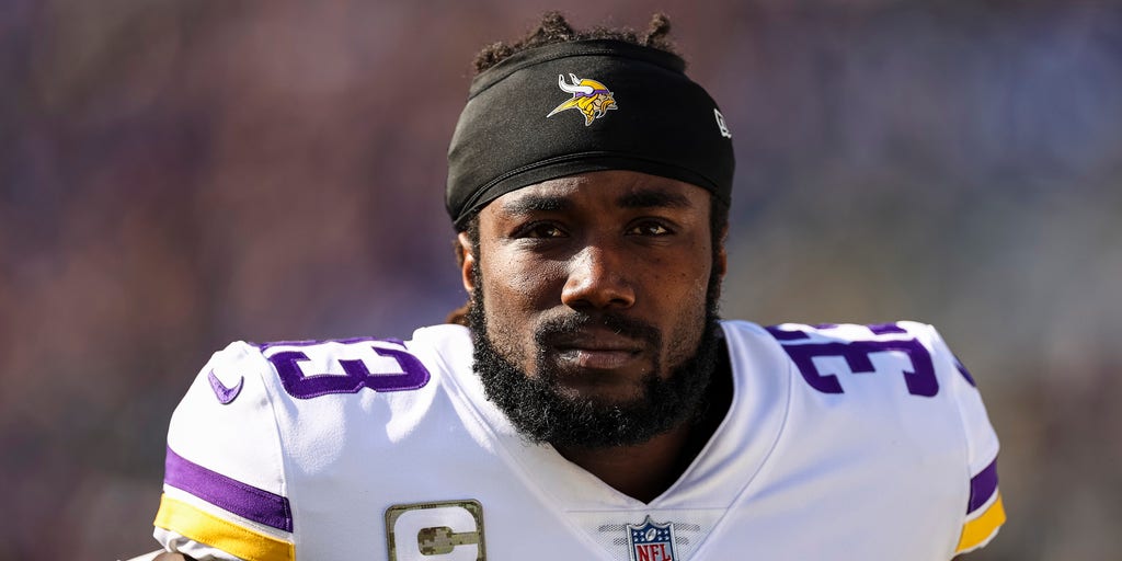 Report: Vikings' Dalvin Cook Won't Switch to No. 4 Because of Cost