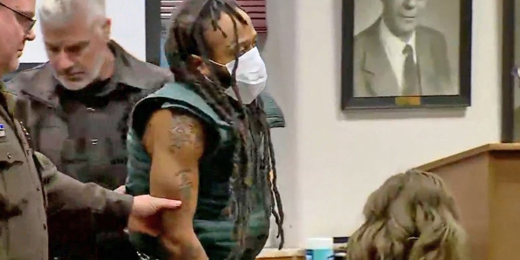 Waukesha parade suspect Darrell Brooks facing 5 counts of 1st-degree intentional homicide, held on $5M bail - Vimarsana News