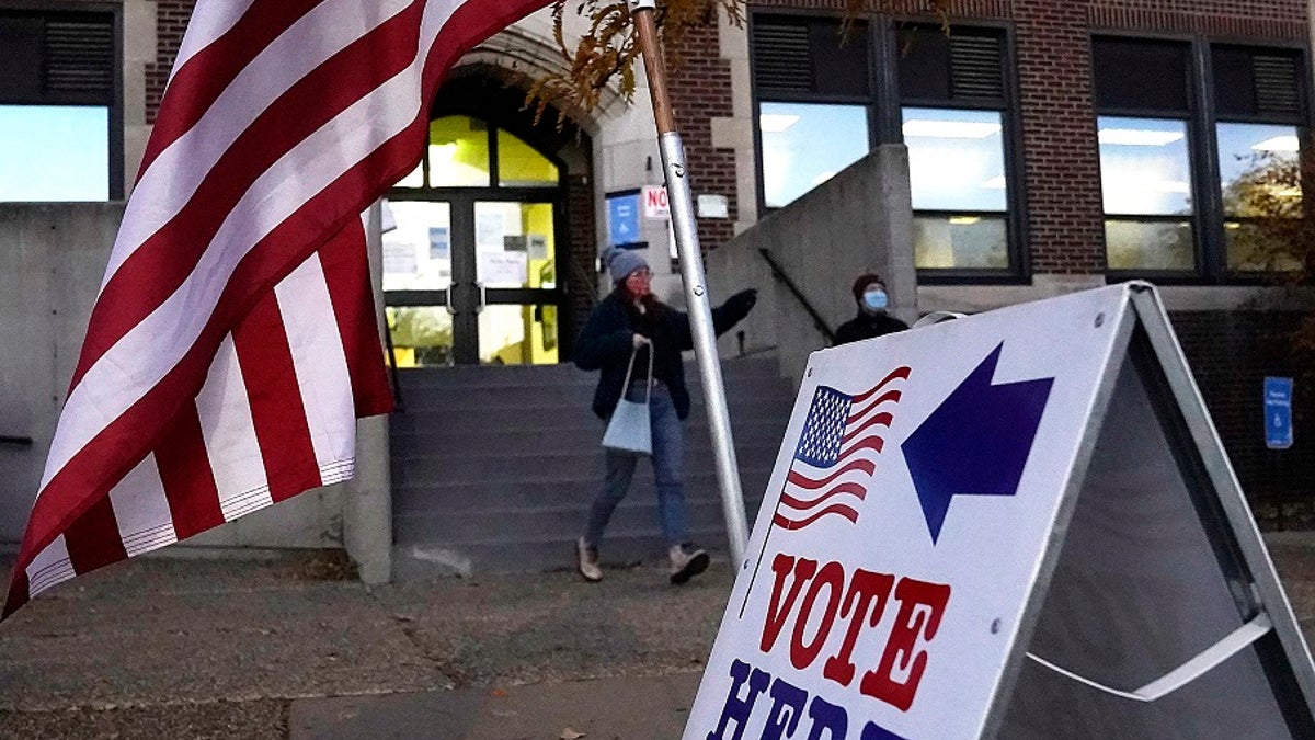 Voters emerge from Sabathani Community Center