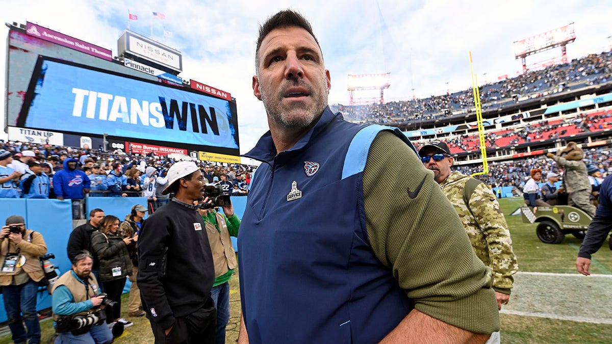 Tennessee Titans head coach Mike Vrabel leaves the field after a 23-21 win over the New Orleans Saints in an NFL football game Sunday, Nov. 14, 2021, in Nashville, Tennessee.