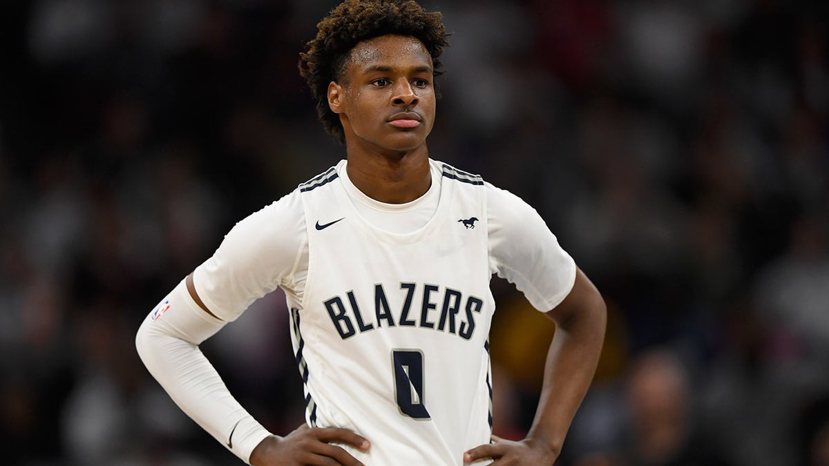 MINNEAPOLIS, MINNESOTA - JANUARY 04: Bronny James #0 of Sierra Canyon Trailblazers looks on during the second half of the game against the Minnehaha Academy Red Hawks at Target Center on January 04, 2020 in Minneapolis, Minnesota.