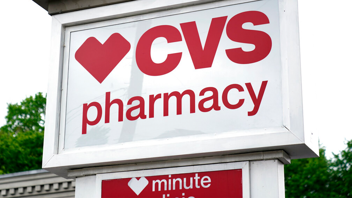 The outside facade of a CVS minute clinic