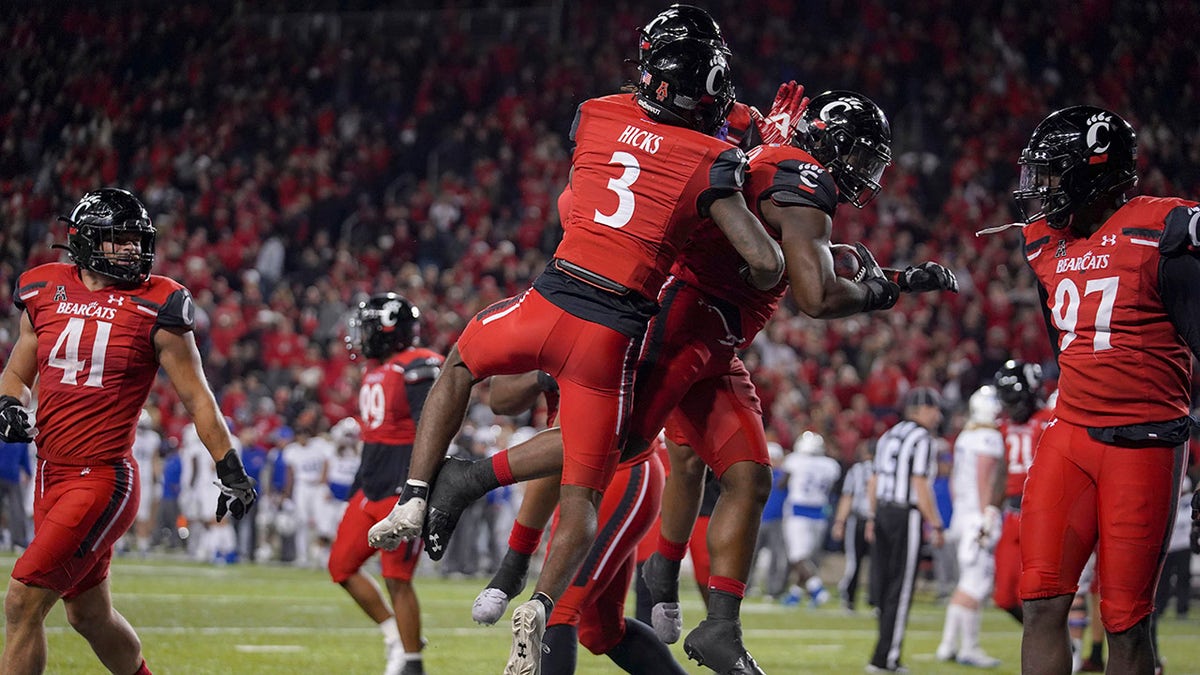 Fickell: No. 3 Cincinnati isn't looking past AAC title game