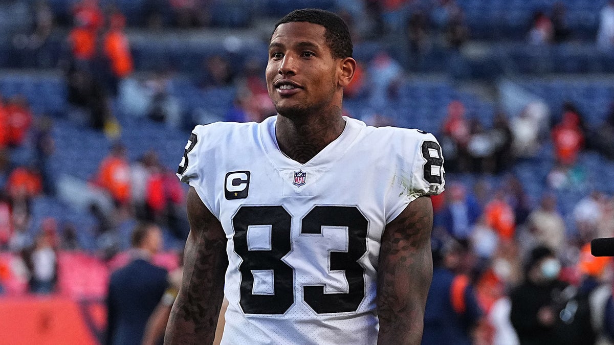 Las Vegas Raiders tight end Darren Waller