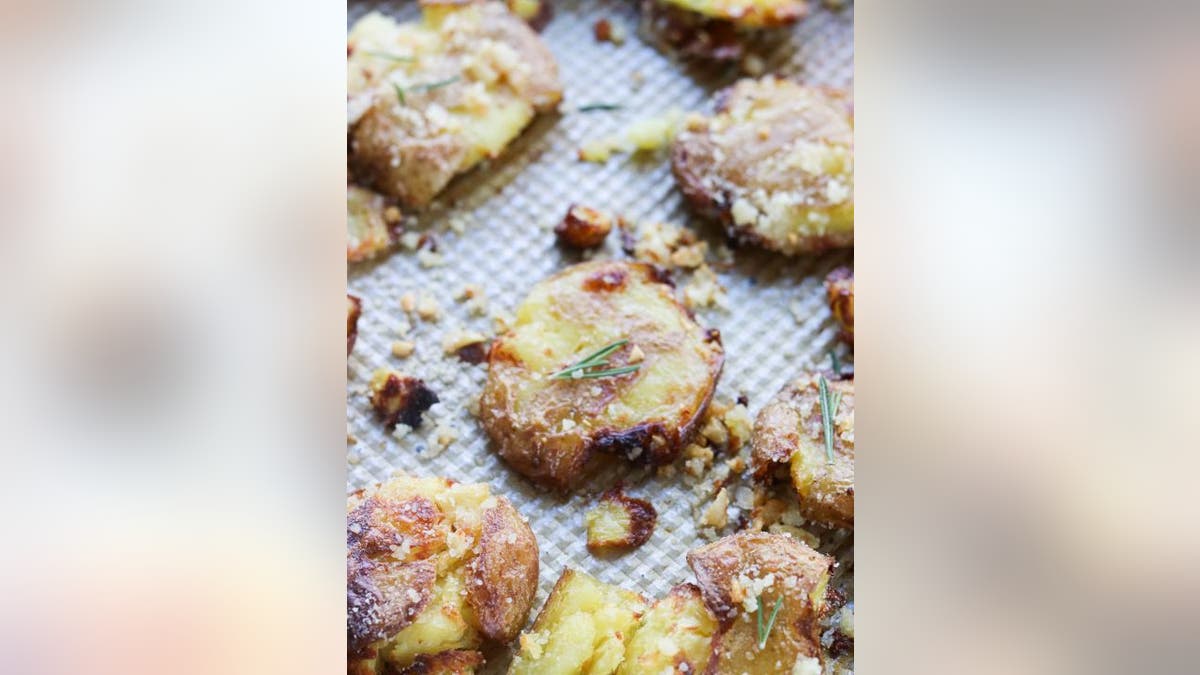 Smashed potatoes for Thanksgiving 2022