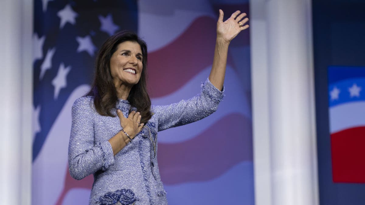 Nikki Haley, former ambassador to the United Nations, waves after speaking during the Republican Jewish Coalition (RJC) Annual Leadership Meeting in Las Vegas, Nevada, U.S., on Saturday, Nov. 6, 2021. (Bridget Bennett/Bloomberg via Getty Images)
