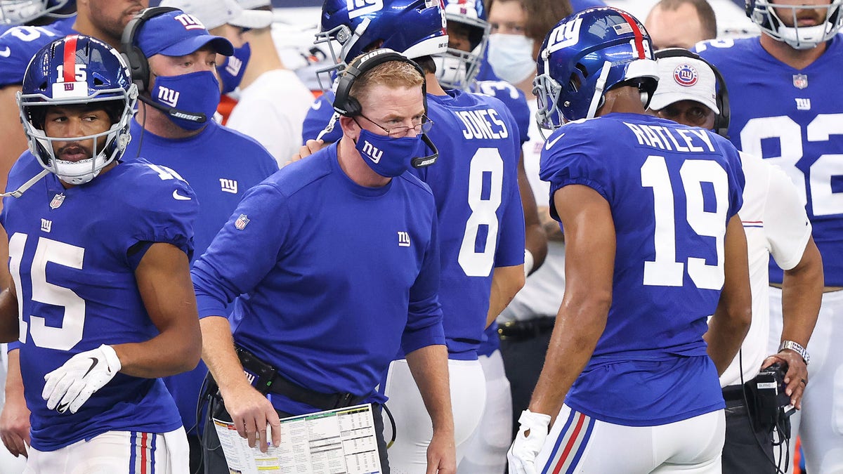 ARLINGTON, TEXAS - OCTOBER 11:  Offensive coordinator Jason Garrett of the New York Giants looks on looks on against the Dallas Cowboys during the second quarter at AT&amp;amp;T Stadium on October 11, 2020 in Arlington, Texas. 
