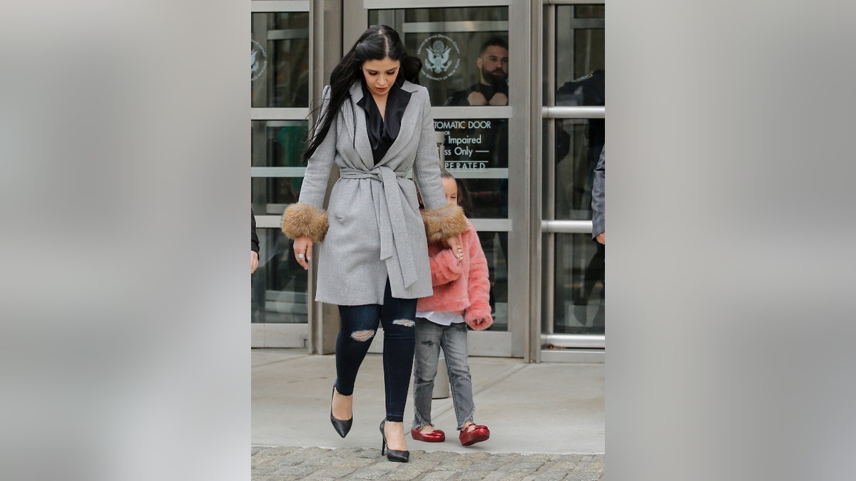 The wife of "El Chapo", Emma Coronel Aispuro, exits from the US Federal Courthouse in Brooklyn after a hearing in the case of Mexican drug lord Joaquin "El Chapo" Guzman, on February 15, 2018, in New York. / AFP PHOTO / KENA BETANCUR (Photo credit should read KENA BETANCUR/AFP via Getty Images)