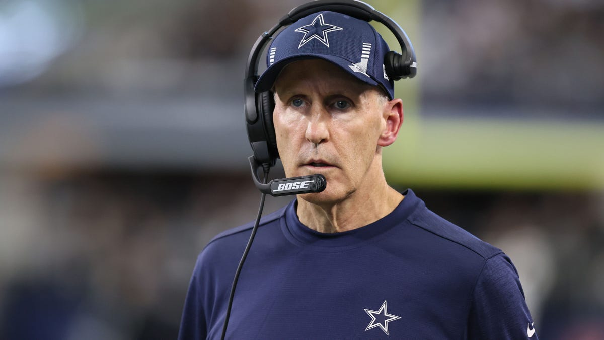 Nov 14, 2021; Arlington, Texas, USA; Dallas Cowboys offensive line coach Joe Philbin on the sidelines in the second half against the Atlanta Falcons at AT&;T Stadium.