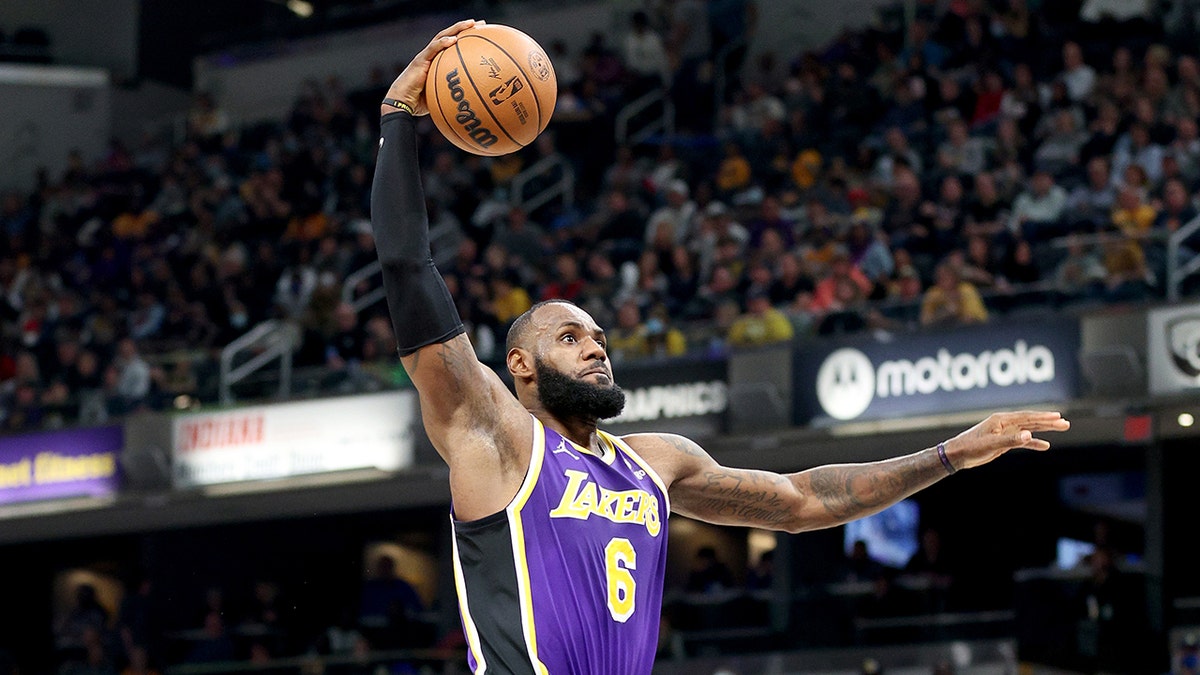LeBron James of the Los Angeles Lakers against the Indiana Pacers at Gainbridge Fieldhouse on Nov. 24, 2021, in Indianapolis
