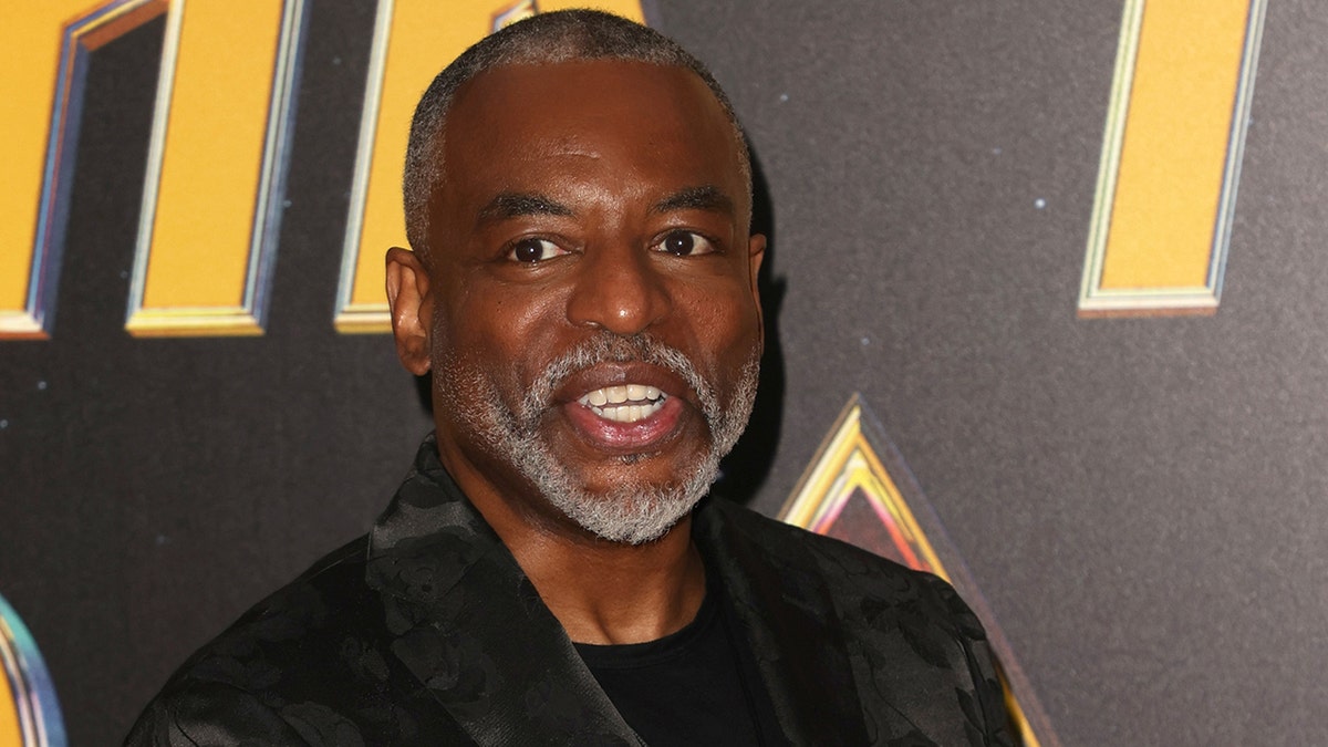 LeVar Burton will host a game show that is not ‘Jeopardy!'