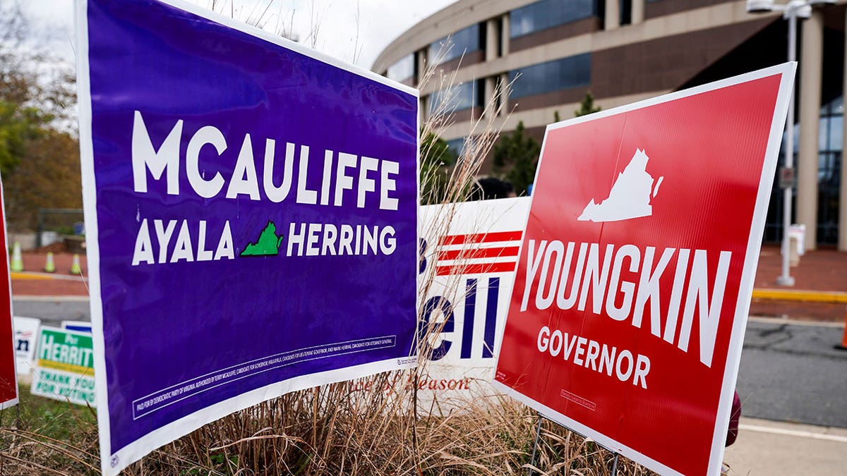 MCAULIFFE-YOUNGKIN-SIGNS-VIRGINIA