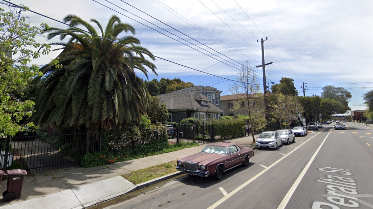 1000 block of Peralta Street in Oakland, Calif. (Google Maps)