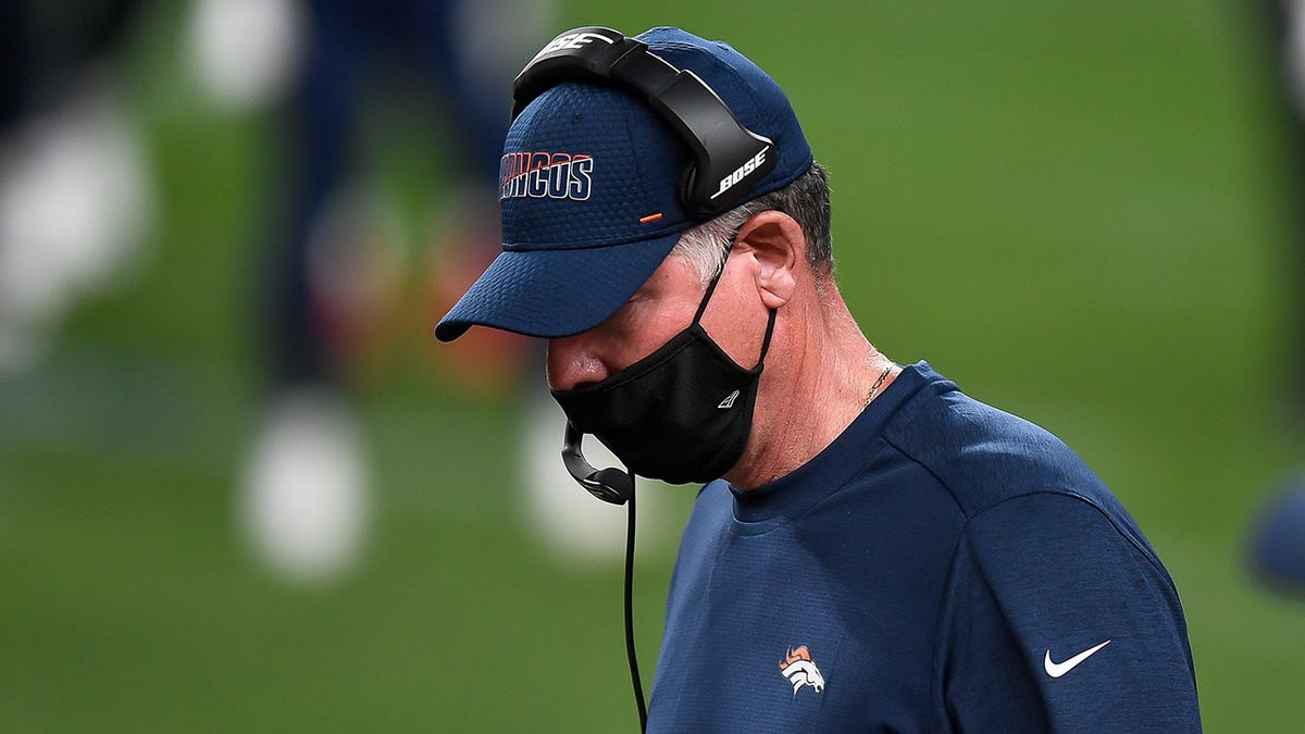 DENVER, CO - SEPTEMBER 14:  Denver Broncos offensive coordinator Pat Shurmur works on the sideline during a game against the Tennessee Titans at Empower Field at Mile High on September 14, 2020 in Denver, Colorado. 