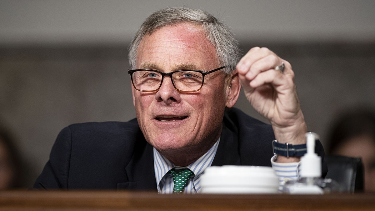 Richard Burr at a hearing