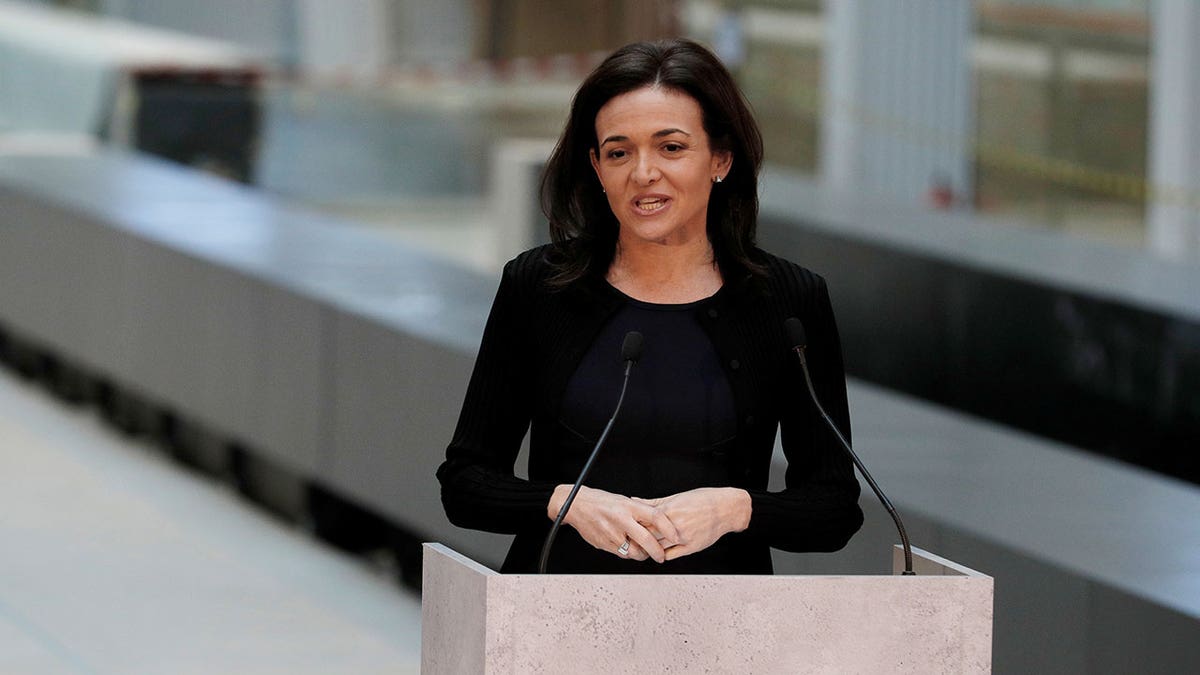 SHERYL-SANDBERG--SPEECH-PARIS