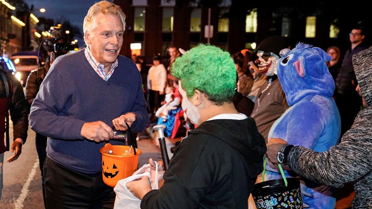 TERRY-MCAULIFFE-HALLOWEEN-VIRGINIA-CAMPAIGN