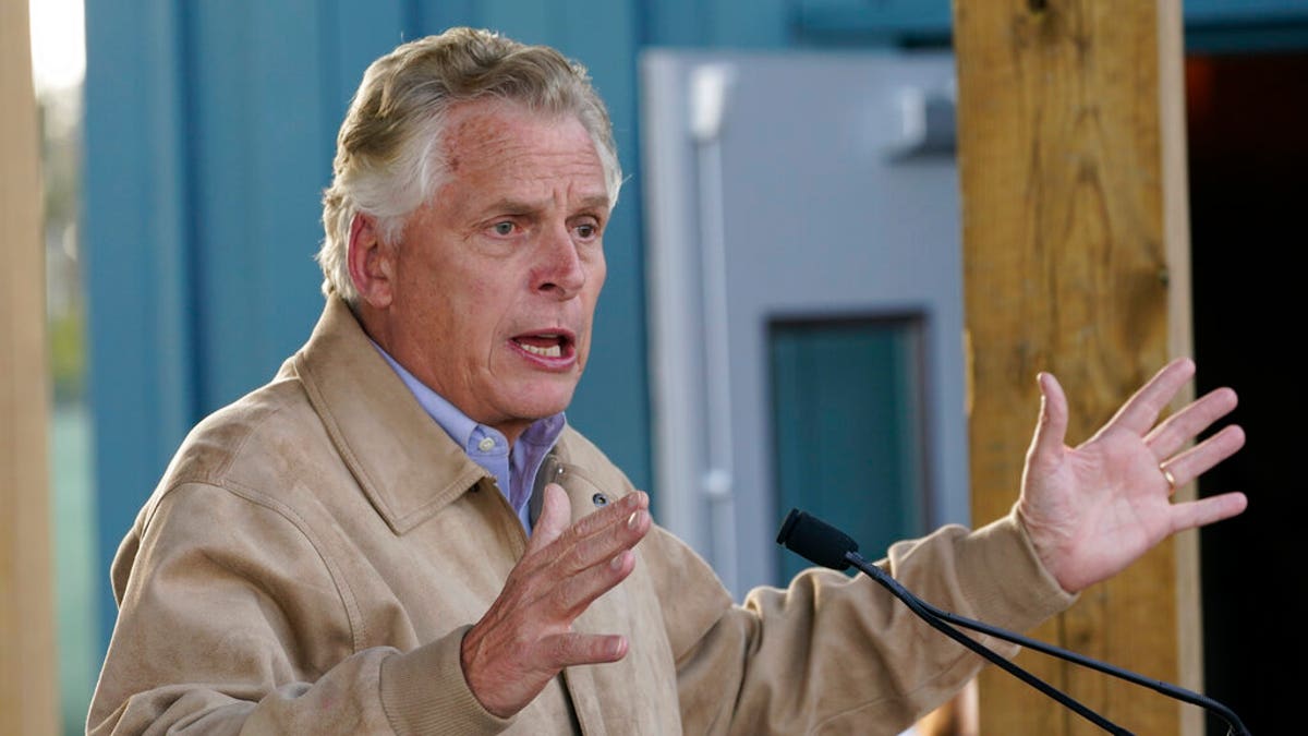 Terry McAuliffe campaigns on Election Eve 