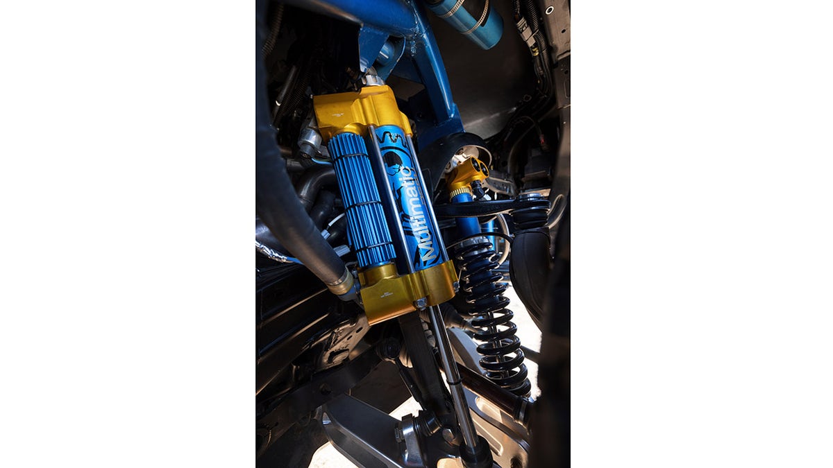The Bronco DR's Multimatic DSSV shocks provide position-sensitive damping.