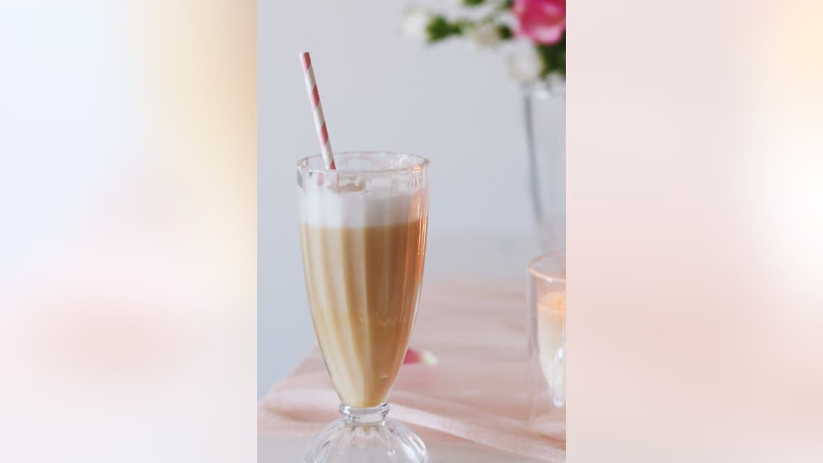 Rebekah Lowin shares her Coffee Egg Cream Cocktail recipe with Fox News ahead of Hanukkah celebrations.