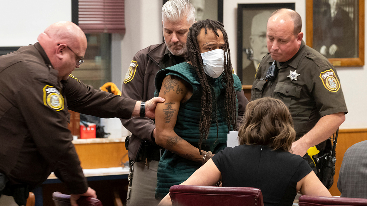 Waukesha Christmas parade suspect Darrell Brooks in court