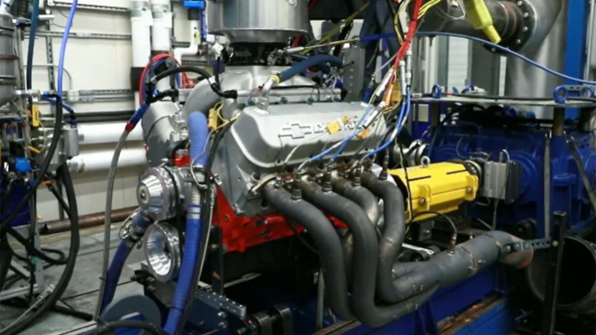 The ZZ632/1000 was subjected to 200 simulated quarter-mile runs without any issues.