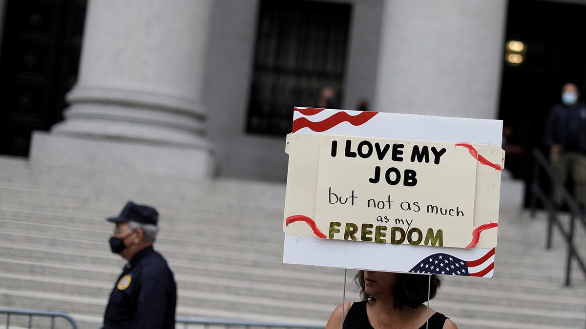 Nurse Reacts To Losing Job Over New York Vaccine Mandate I D Prefer   Vaccine Protest New York 