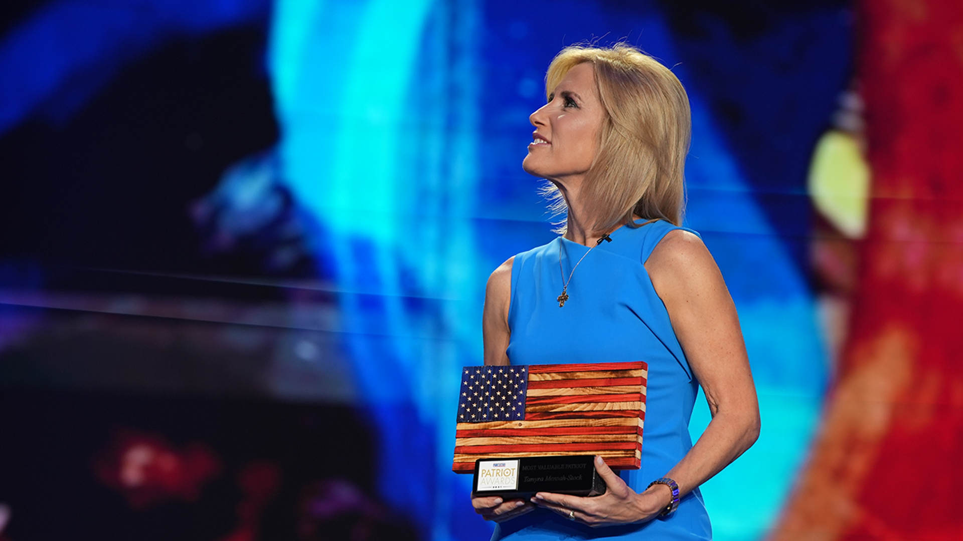 Laura Ingraham presents ‘Most Valuable Patriot’ award