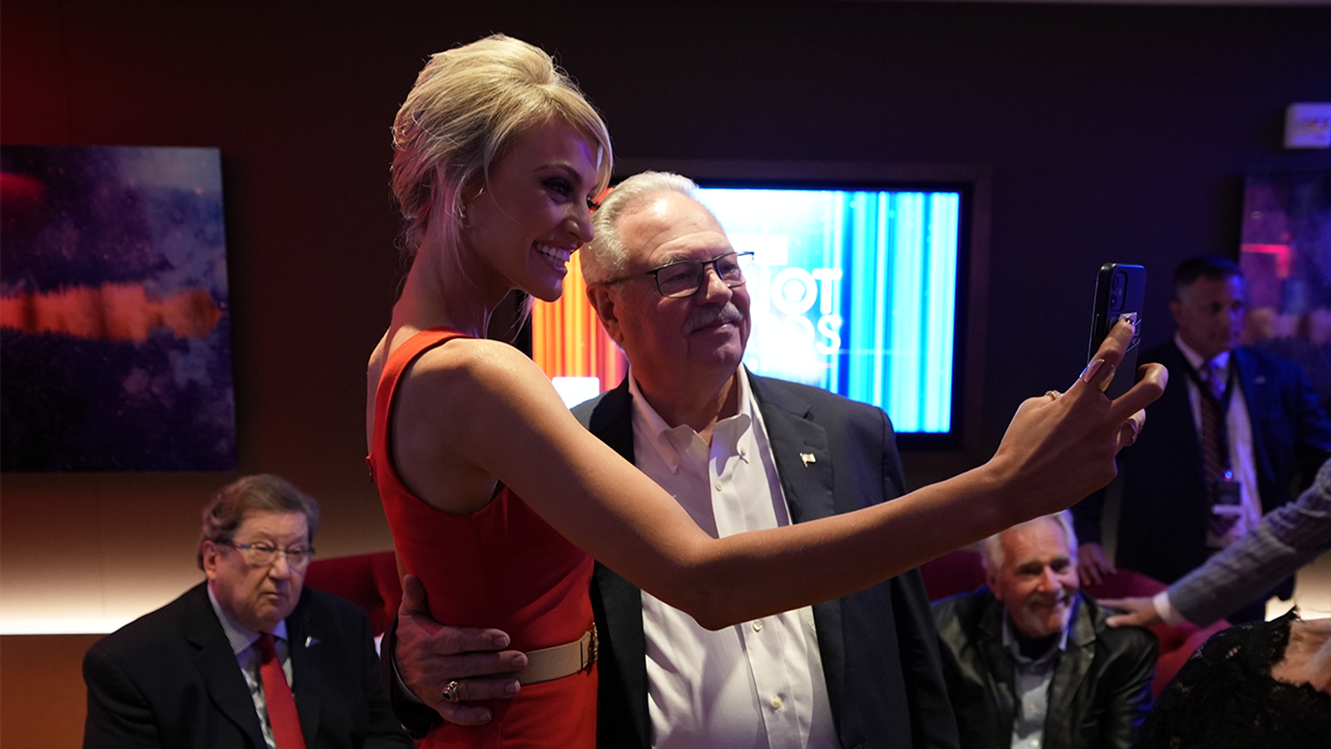 Carley Shimkus poses for a selfie at the Patriot Awards