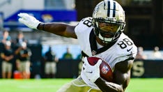 Saints' Ty Montgomery suffers gruesome finger injury during Titans game