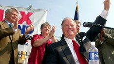 Former senator and veteran Max Cleland dies