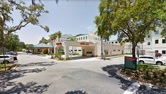 Florida hospital celebrates zero COVID patients for first time since 2020