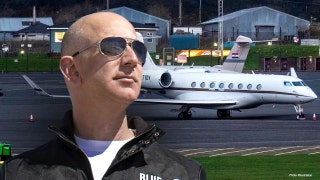 Jeff Bezos flies gas-guzzling private jet to Glasgow climate change summit