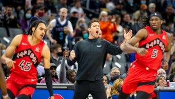 Kings fire coach Luke Walton after 6-11 start