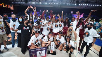 South Carolina unanimous No. 1 in AP women's hoops poll