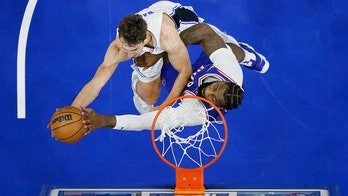 Curry, Harris help 76ers hold off 4-win Magic 101-96