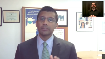 Omicron expected to arrive in NYC, COVID masks should be worn indoors ‘at all times,’ city’s top doctor says