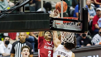 Clayton, Joseph secure Iona's 72-68 win over No. 10 Alabama