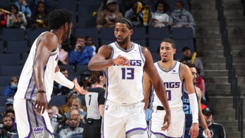 Kings' Tristan Thompson has Grizzlies fan ejected over Kardashian comments: report