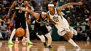 Mitchell helps Jazz win 107-95 as Bucks lose 3rd straight