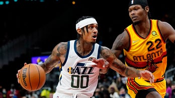 Clarkson scores 30, Mitchell-less Jazz rout Hawks 116-98