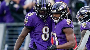 Ravens come back from 14-point deficits twice to stun Vikings, soar atop AFC
