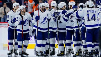 Stamkos, Point lead Lightning past Flyers in shootout