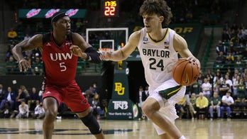 No. 8 Baylor celebrates title, beats Incarnate Word 87-60