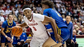 No. 14 Alabama pulls away 104-88 over South Dakota State