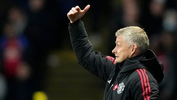 Solskjaer's United loses again; Chelsea consolidates lead